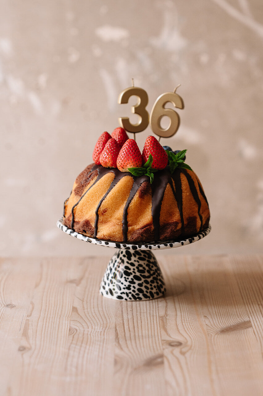 Cake Stand Freeform Dots